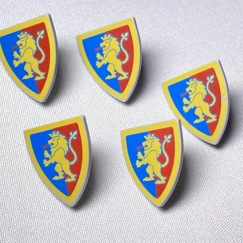 Lion Crest Shields (x5) LEGO Lion Knight Shields