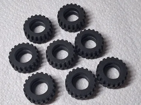 J Lego Lot 8 Tires 30.4 x 14 Offset Tread 60061 60282 92402