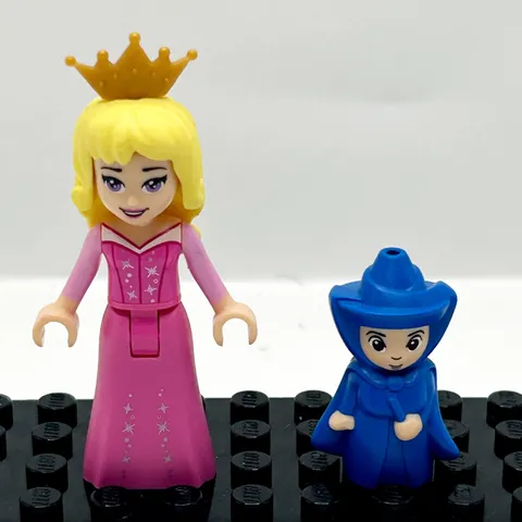Lego Minifigure Disney Princess Sleeping Beauty & Good Fairy Merryweather 41152