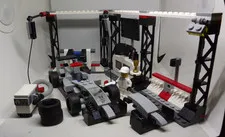 LEGO Speed Champions - McLaren Mercedes Pit Stop (75911) NEAR-COMPLETE