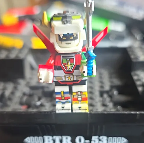 LEGO Voltron Custom Minifigure w/ Sword IDEAS 21311 2018 10+ Robots