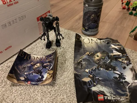 LEGO BIONICLE: Onua (8532)
