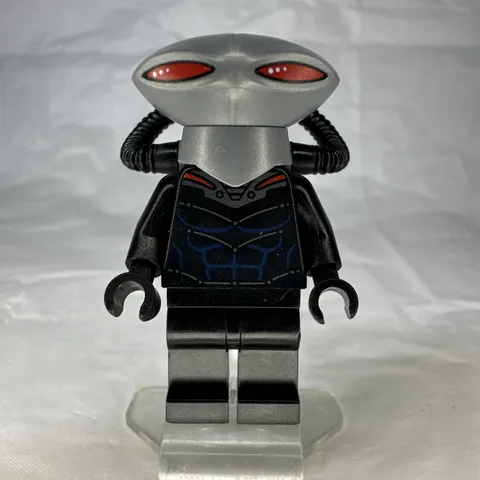 LEGO Black Manta SH0160 Minifigure Super Heroes Flat Silver Helmet Set 76027