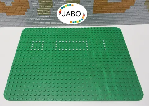 (R3/PB 21) LEGO 10p02 Plate 24x32 Green 354/560 Police Heliport