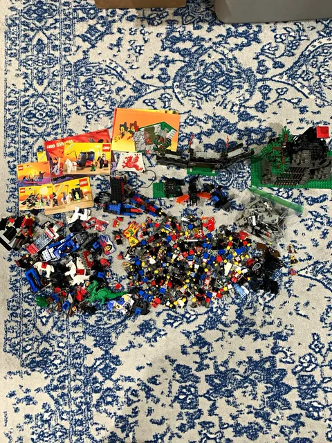 Huge Vintage Lego Castle Minifigure+ sets lot 80s-90s