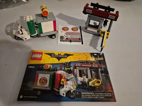 Lego Scarecrow Special Delivery-Comes with Manual, no Minifigures