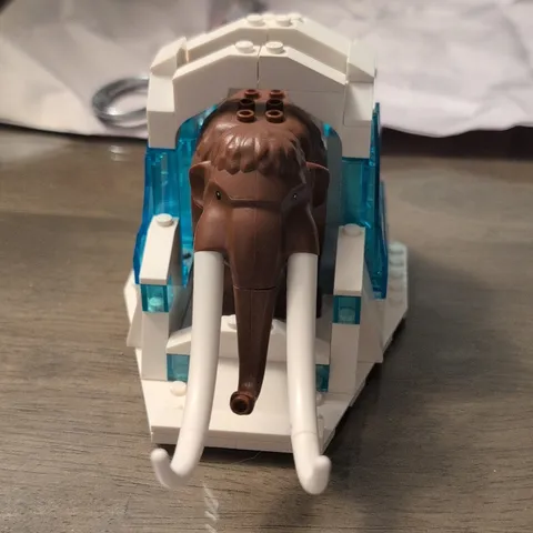 Complete: LEGO Brown Mammoth W/ White Tusks +Lego ice tomb + Instructions