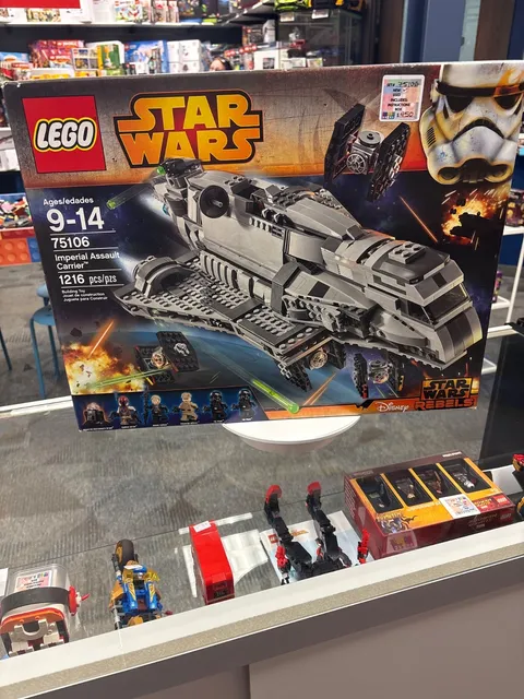 Lego set #75106 - Imperial Assault Carrier Brand New and Sealed