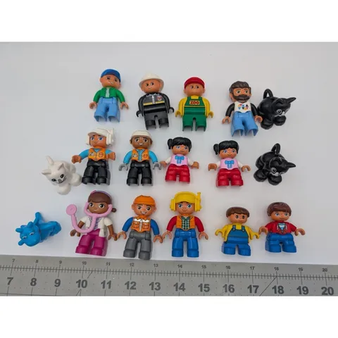 Lego Duplo Doc McStuffins Doctor Boy Girl Men Women Figure Lot