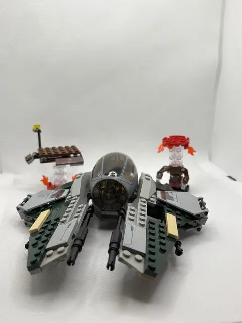 LEGO Star Wars Anakin's Jedi Interceptor 9494  Set Episode III