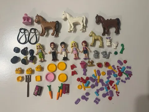 Lego Friends Lot of Miscellaneous Minifigure Animals Parts & Accessories