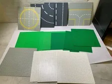 (Lot of 15) LEGO 32x32 Green & White & Vintage Road Baseplates Genuine 10”x10