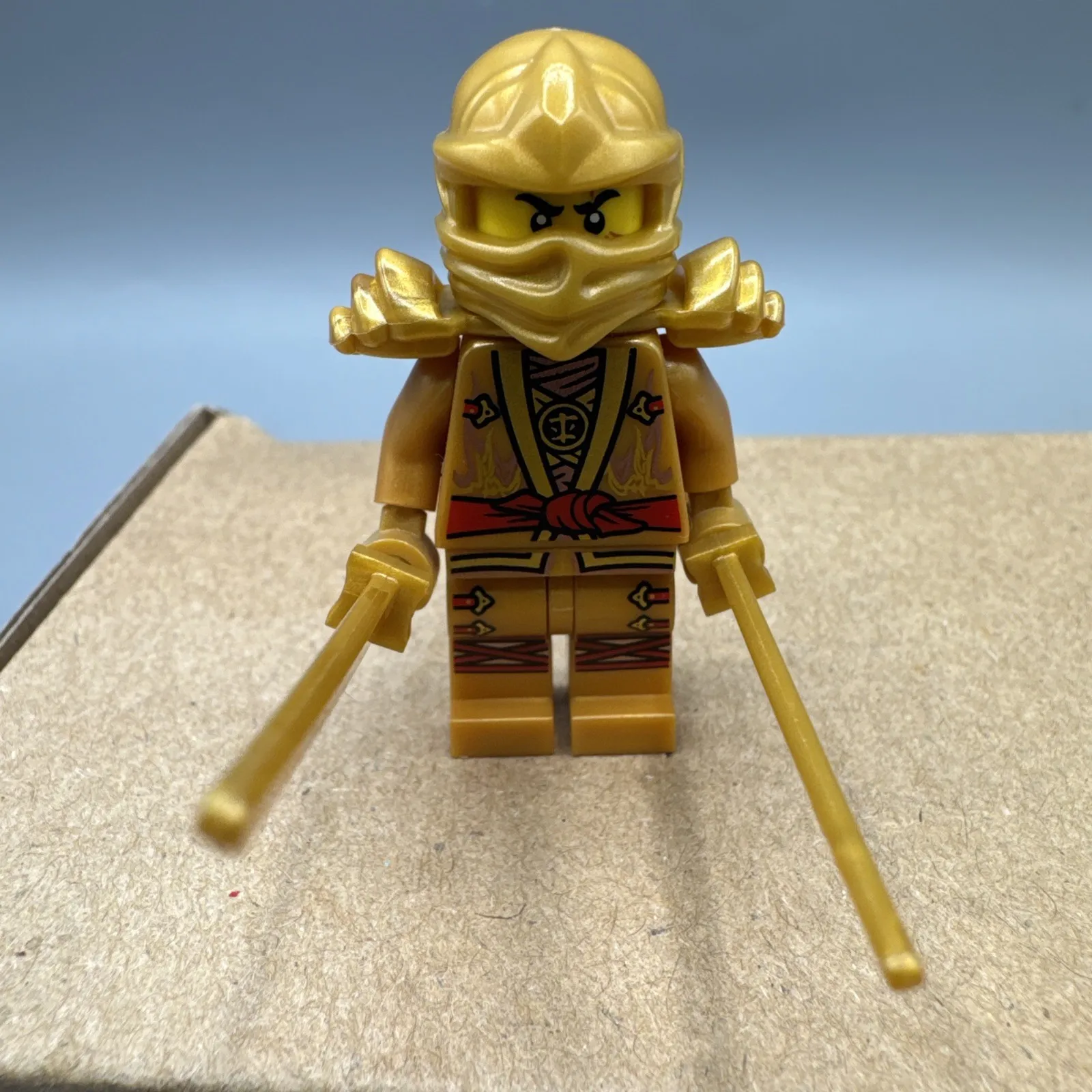 Lego Ninjago Golden Power Kai Minifigure 5004938 - Bricktober Exclusive