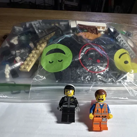 LEGO set 70802 bad cops pursuit COMPLETE without manual