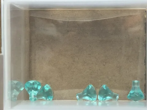 LEGO Parts - Trans-Light Blue Rock 1 x 1 Jewel 24 Facet - No 30153 - QTY 5