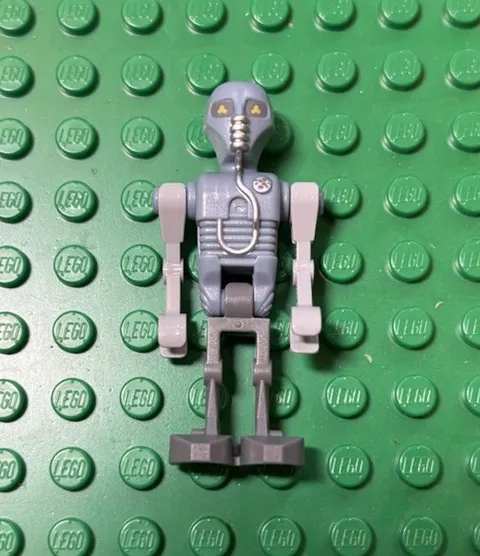 Lego 2-1B Medical Droid Minifigure 7879 sw0345 Star Wars CMF Lot Rare Retired 