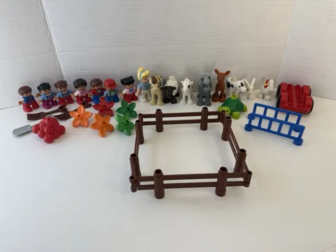 Lego Duplo People Figures misc pieces lot horse sheep cow turtle