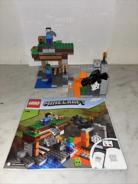 LEGO Minecraft The Abandoned Mine 21166 100% Complete w/ Manual