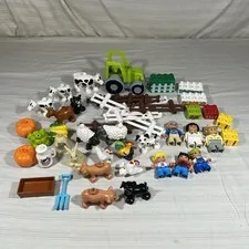 LARGE LEGO DUPLO LOT Farm Cow Bunny Pig Dog Tractor Farmers Figures Fence Veggie