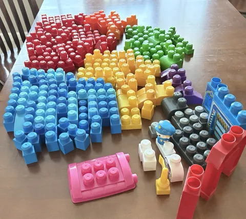 Vtg  Lego Duplo Set Of 190 Blocks Multicolor Bridge Policeman Building Blocks