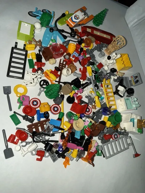 LEGO Bulk Lot Mixed Minifigure Accessories & Parts, Multicolor Plastic