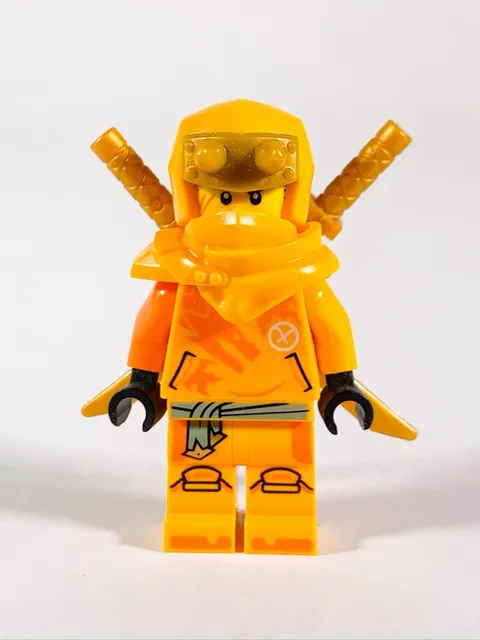 NEW LEGO Ninjago Dragons Rising ARIN Minifigure with Swords Authentic Toy