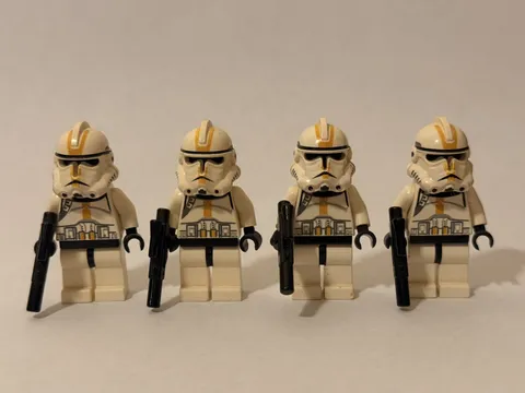 LEGO Star Wars: Lot of 3 Clone Trooper yellow markings - Star Corps minifigure