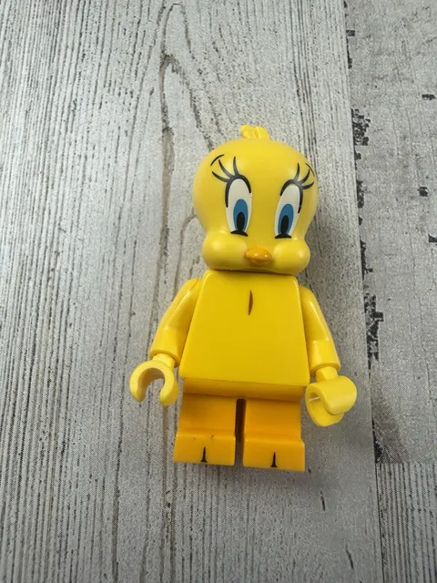 Lego Minifigures Looney Tunes Tweety Bird 71030 Retired