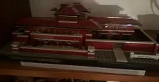 LEGO ARCHITECTURE: Robie House (21010) W/Complete. With Instructions. No Box.