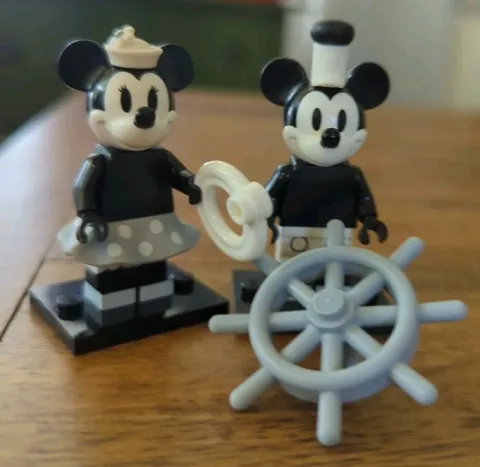 LEGO Disney Series 2 Mickey & Minnie Mouse Steamboat Willie Minifigure Grayscale