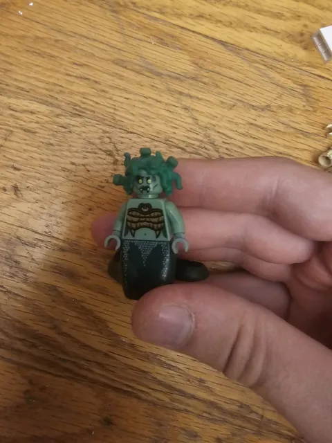 LEGO Medusa Minifigure Collectible Series 10 Retired 2013