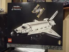 LEGO Icons: NASA Space Shuttle Discovery (10283)