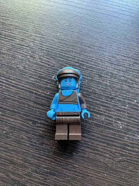 LEGO Star Wars Aayla Secura Minifigure (sw0833 )