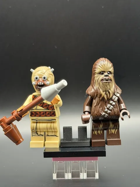 LEGO Star Wars Tusken Raider  sw1074 Head Spikes  75299 + Chewbacca sw1253 pack