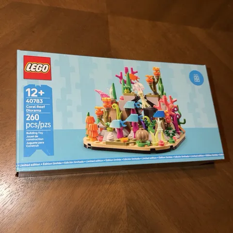 LEGO Coral Reef Diorama GWP (40783)  New in Sealed Box