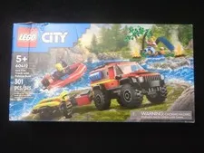 Lego City 60412 4x4 Fire Truck Rescue Boat Box Damage Retired