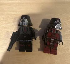 LEGO Star Wars Sith Troopers (weapons included)
