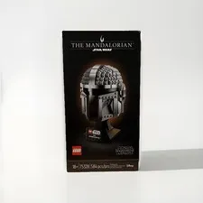 LEGO Star Wars The Mandalorian Helmet 75328 584pcs Display Stand