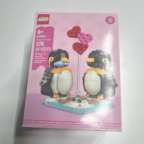 LEGO 40886 Penguins in Love Limited Edition Seasonal Set 278 pcs 8+