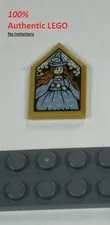 LEGO NEW 2x3 Pearl Gold Tile Damara Dodderidge Portrait (1x) 804304 Brick 35341