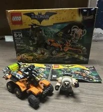 LEGO The LEGO Batman Movie: Bane Toxic Truck Attack (70914) INCOMPLETE