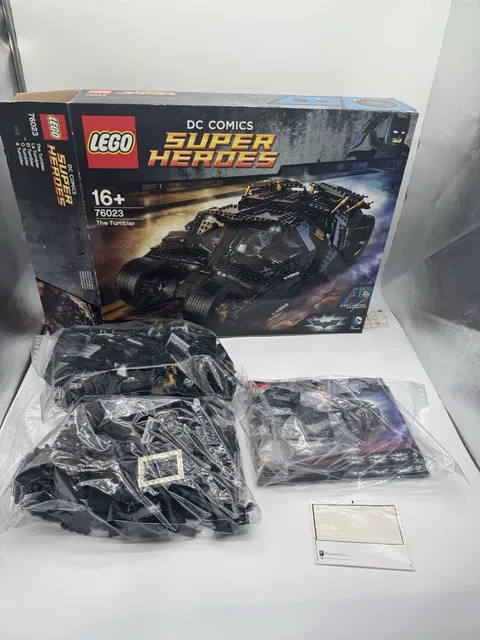 LEGO Dc Comics Super Heroes: The Tumbler (76023), Used/Used Complete