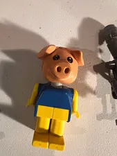 LEGO Percy Pig Minifigure w/ Pig Head, Blue Torso & Yellow Legs Fabuland Classic