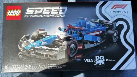 2 LEGO Speed Champions 77246 RB VCARB 01 F1 Race Car, 248 pcs
