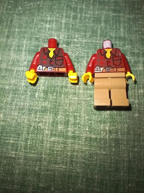 LEGO Plaid Lumberjack Torso Lot x2 76382 w/ Tan Legs Minifigure Parts