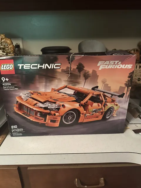 LEGO TECHNIC: Fast and Furious Toyota Supra MK4 (42204) DAMAGED BOX- Please read