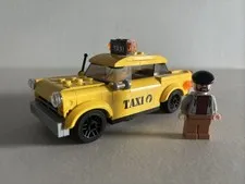 LEGO 76178 Daily Bugle Minifigure Bennie The Cab Driver And Taxi Cab Build