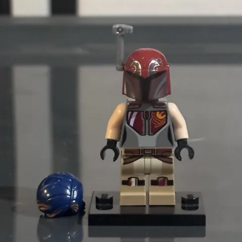 LEGO Star Wars Sabine Wren with Helmet Minifigure (SW0616) - PERFECT Condition