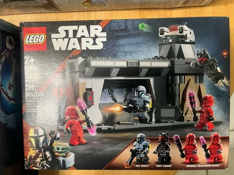LEGO Star Wars Dark Trooper Attack 75324