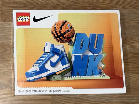 LEGO 43008 Nike Dunk XL Lego Building Set - Brand New -  Sealed